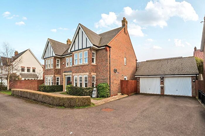 5 Bedroom Detached House For Sale In Crowsley Road, Kempston, MK42