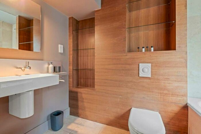 1 Bedroom Flat To Rent In Packington Street, Angel, London, N1