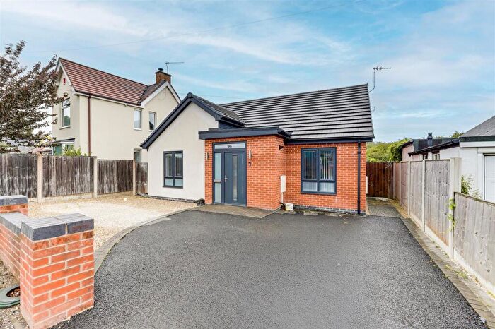 2 Bedroom Detached House For Sale In Linby Road, Hucknall, NG15