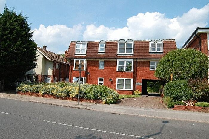 1 Bedroom Flat To Rent In Oakleigh Road North, London, N20