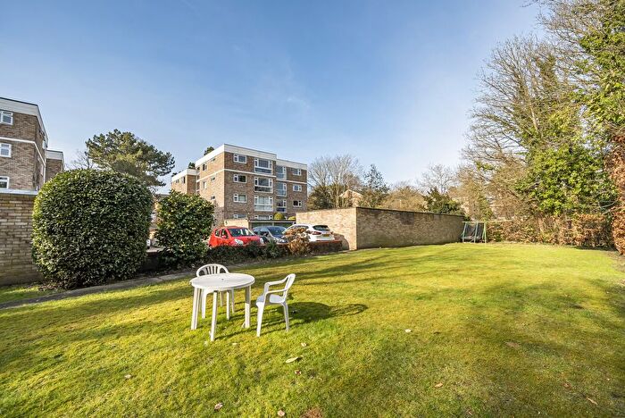 1 Bedroom Flat For Sale In Southcote Road, Reading, Berkshire, RG30