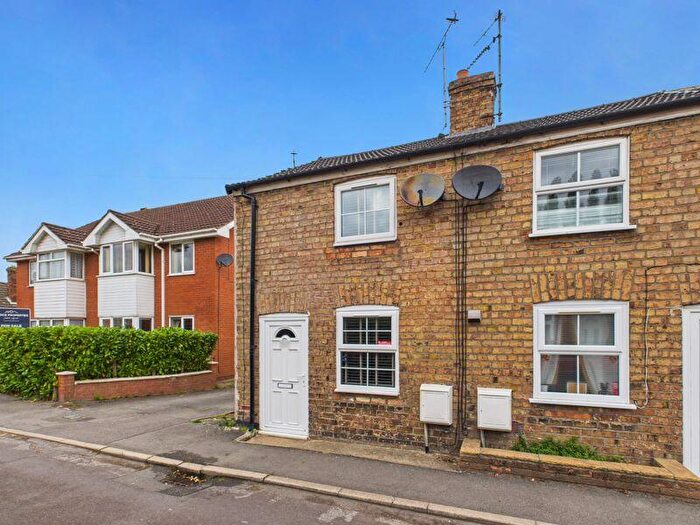 2 Bedroom End Of Terrace House For Sale In Finsbury Street, Alford, LN13