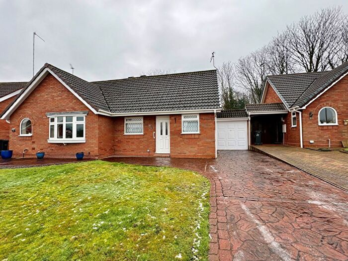 2 Bedroom Semi-Detached Bungalow To Rent In Hillcroft Road, Kingswinford, DY6