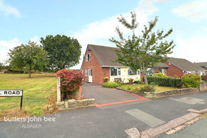 3 Bedroom Semi-Detached Bungalow For Sale In Boyles Hall Road, Bignall End, ST7