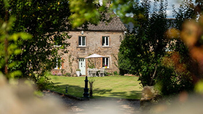 6 Bedroom Detached House For Sale In Long Line, Sheffield, S11