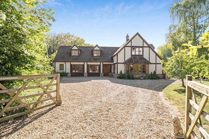 5 Bedroom Property For Sale In West Road, Gamlingay, SG19