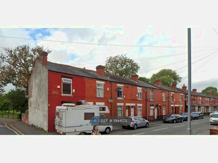 2 Bedroom Semi-Detached House To Rent In Cobden Street, Manchester, M9