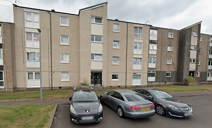 2 Bedroom Flat To Rent In Charles Avenue, Renfrew, PA4