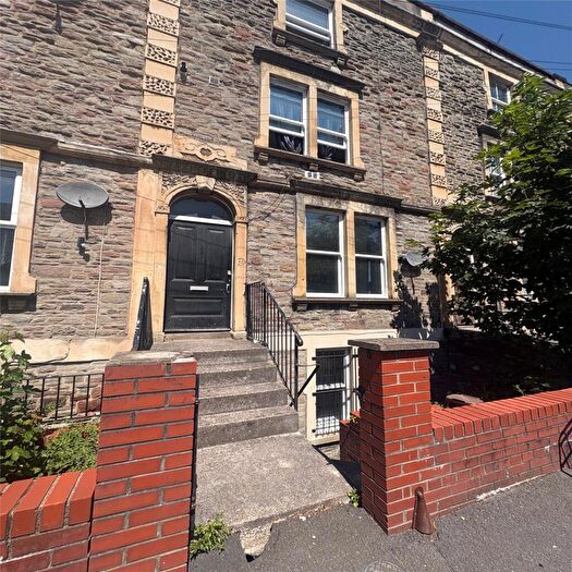 3 Bedroom Apartment To Rent In City Road, Bristol, BS2