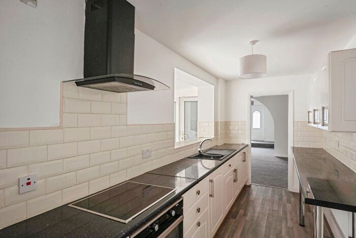3 Bedroom Terraced House To Rent In Staveley Street, Doncaster, DN12