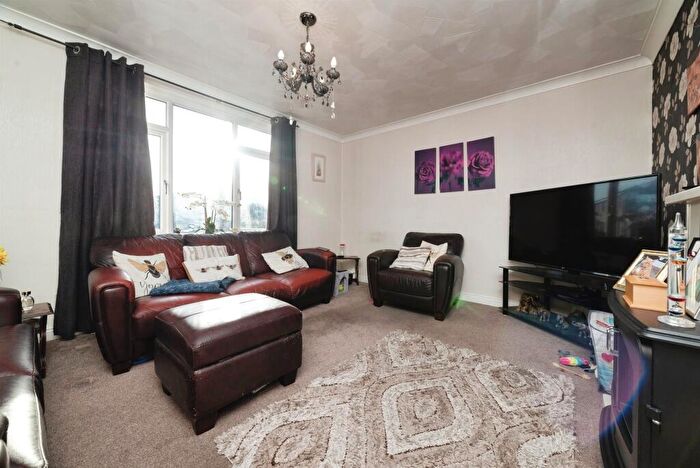 3 Bedroom Terraced House For Sale In Appleton Road, Hull, HU5