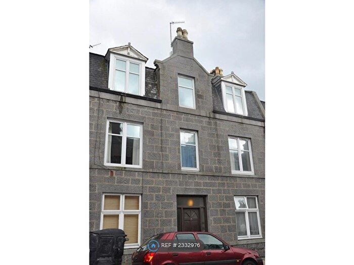 2 Bedroom Flat To Rent In Urquhart Street, Aberdeen, AB24