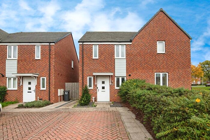 2 Bedroom Semi-Detached House For Sale In Hawkestone Crescent, West Bromwich, B70