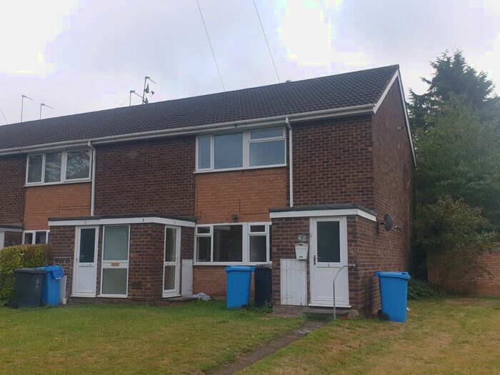 2 Bedroom Flat To Rent In Lane Green Road, Codsall, Wolverhampton, Staffordshire, WV8