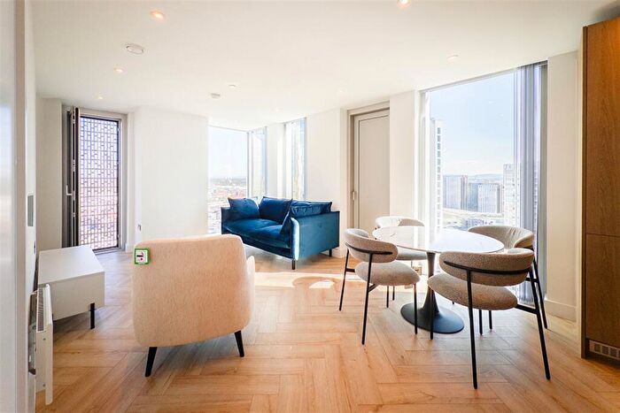 2 Bedroom Apartment To Rent In Bankside, Colliers Yard, M3