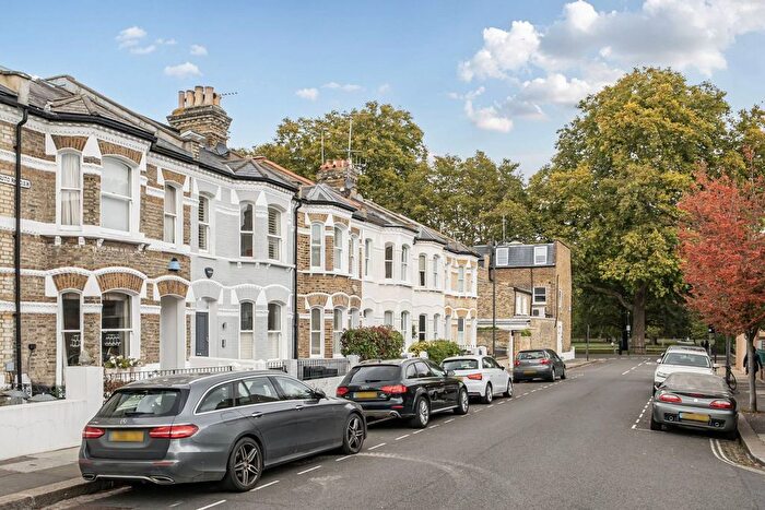 4 Bedroom Terraced House For Sale In Basuto Road, Parsons Green, London, SW6