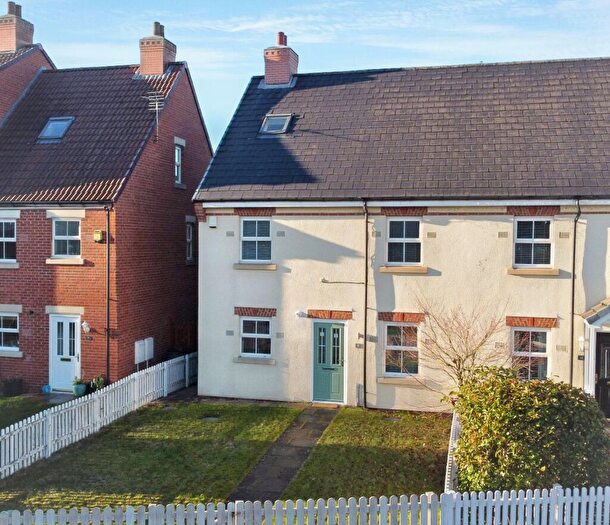 5 Bedroom Semi Detached House For Sale In Merrybent Drive, Merrybent, Darlington, DL2