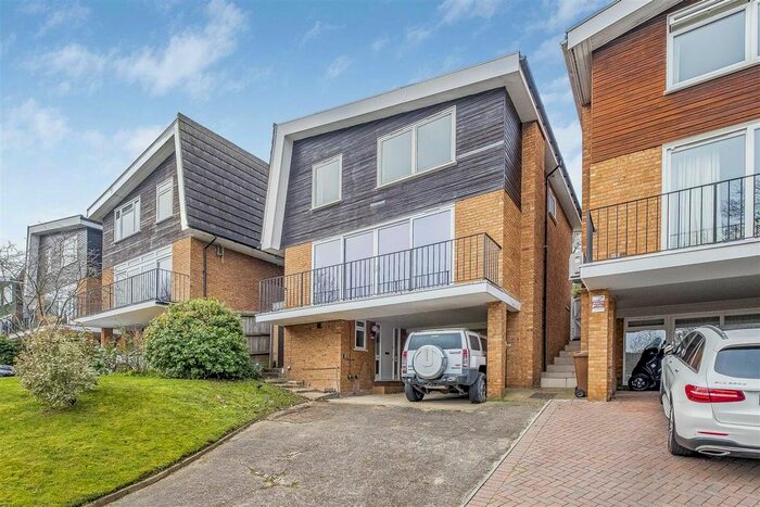 5 Bedroom Detached House To Rent In Thackeray Close, London, SW19