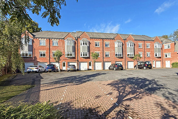 2 Bedroom Apartment For Sale In St Mark's Court, Leeds Road, Harrogate, HG2