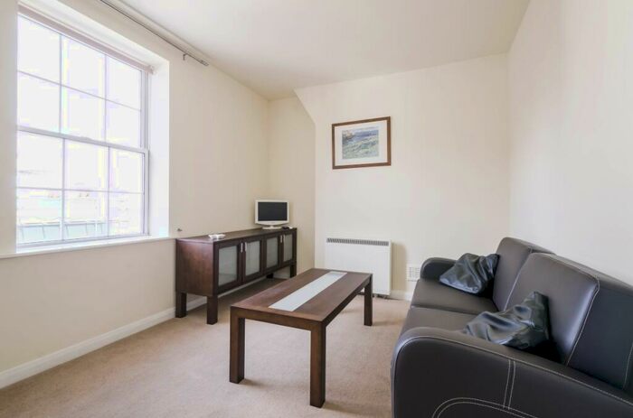 1 Bedroom Apartment To Rent In Goulston Street, Epc:C, E1