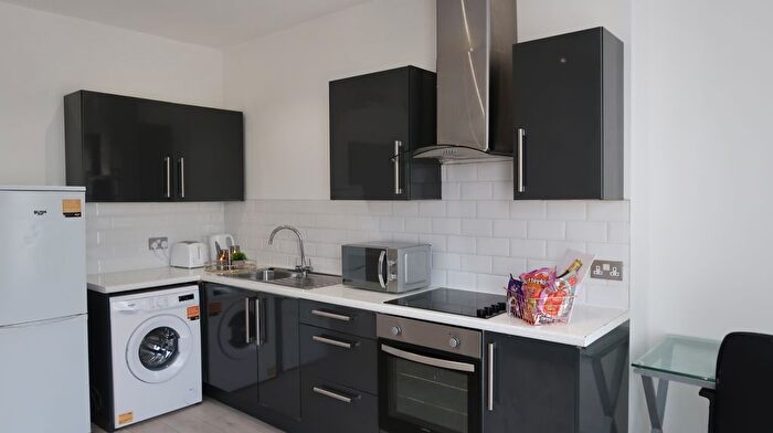 2 Bedroom Flat To Rent In Picton Road, Liverpool, L15