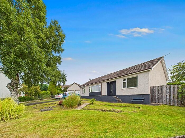 4 Bedroom Detached Bungalow For Sale In Mapledene Place, Scone, Perth, PH2