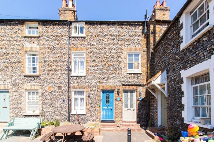 2 Bedroom Terraced House To Rent In Church Square, Broadstairs, Kent, CT10
