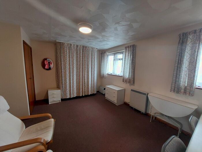 Studio To Rent In Burgess Road, Southampton, SO16