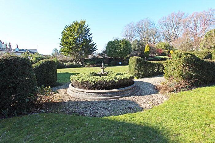 1 Bedroom Flat For Sale In Hassocks Road, Hurstpierpoint, BN6