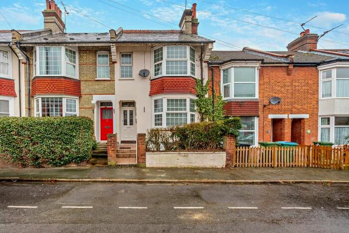 3 Bedroom Property To Rent In Westbury Road, Watford, WD18