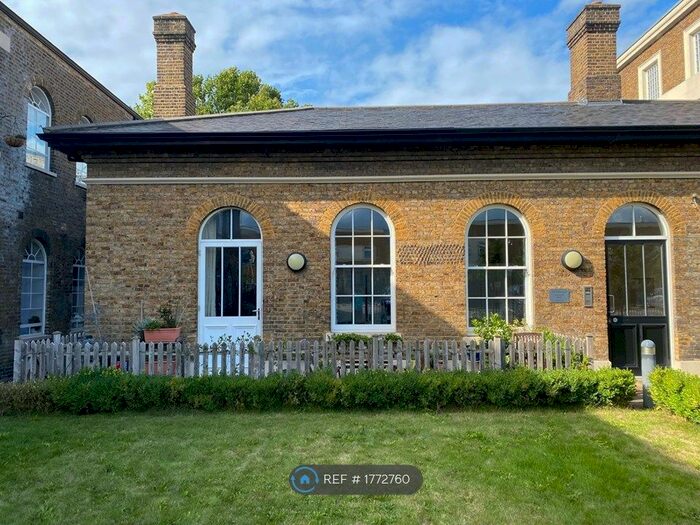 2 Bedroom Flat To Rent In Clerkenwell House, Southall, UB2