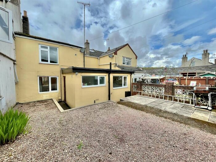 House For Sale In Steam Mills, Cinderford, GL14