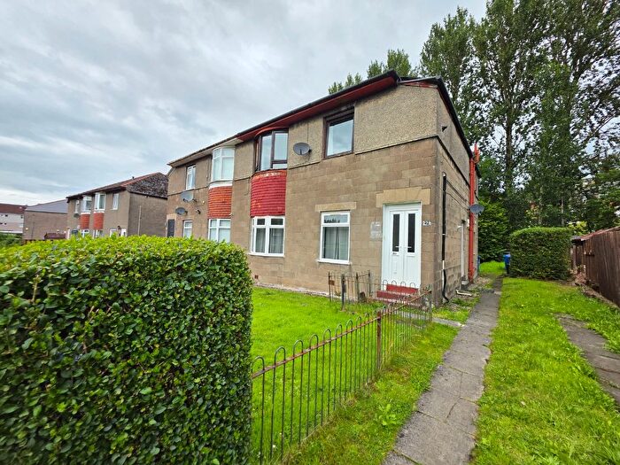 3 Bedroom Flat To Rent In Talla Road, Cardonald, Glasgow, G52