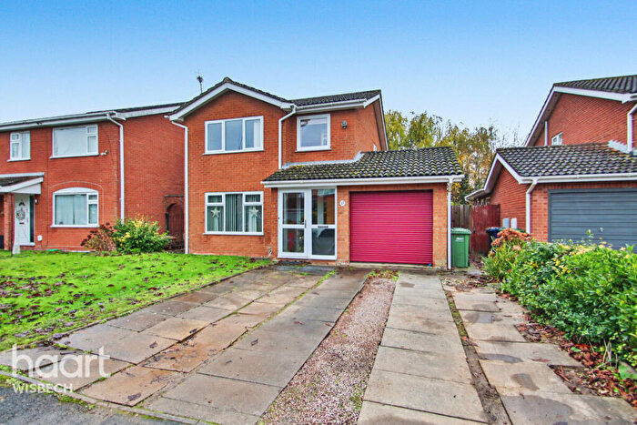 3 Bedroom Detached House For Sale In Pickards Way, Wisbech, PE13