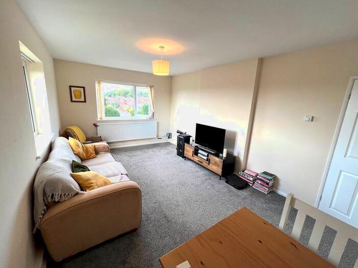 3 Bedroom Flat To Rent In Moss Meadow Road, Salford, M6