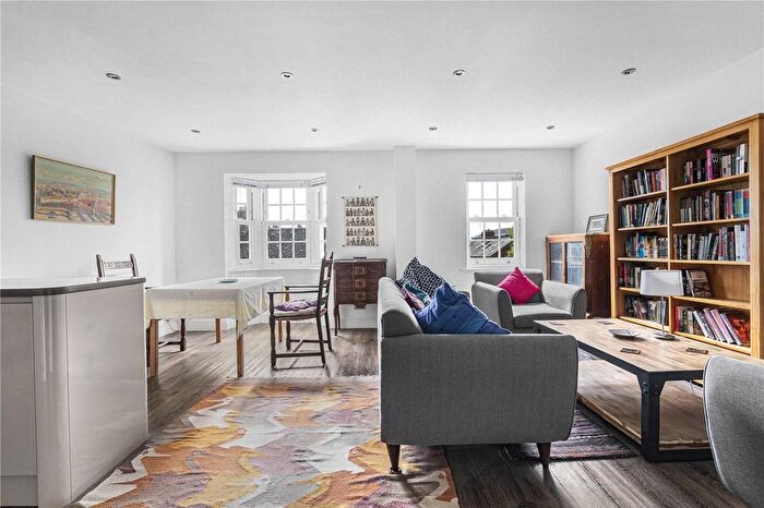 2 Bedroom Flat To Rent In St. Thomas Street, Central Oxford, OX1