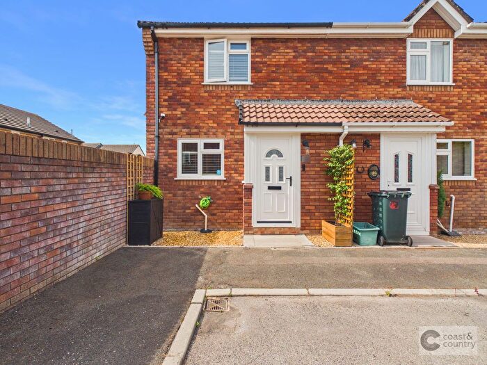 2 Bedroom End Terrace House For Sale In Lower Cannon Road, Heathfield, TQ12