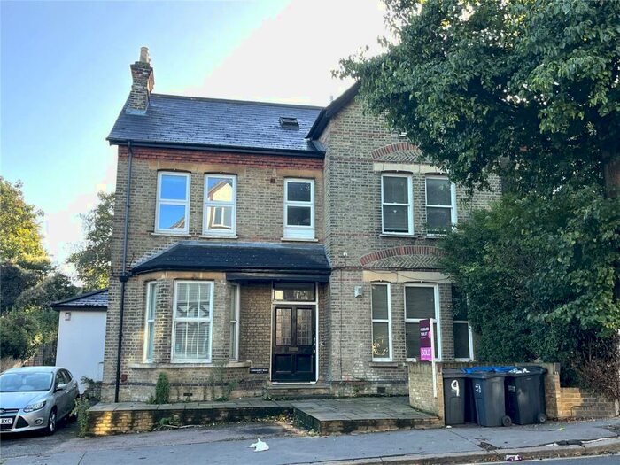 1 Bedroom Apartment To Rent In Birdhurst Road, South Croydon, CR2