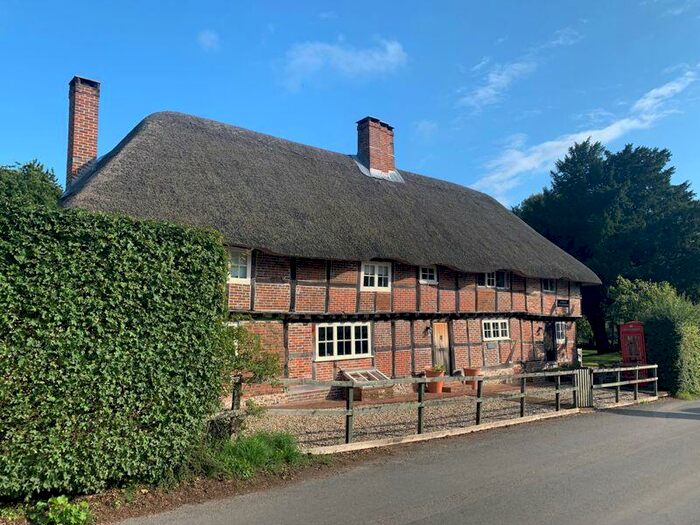 4 Bedroom Character Property To Rent In Tichborne, Alresford, Nr Winchester / Petersfield, Hampshire, SO24