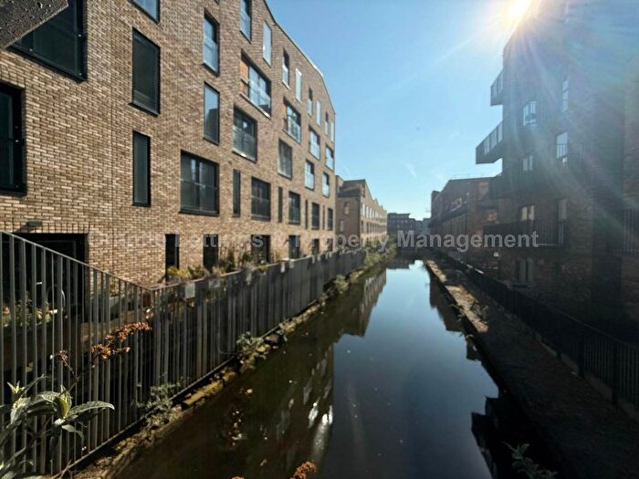 2 Bedroom Flat To Rent In Spindle Mews, New Islington, Manchester, M4