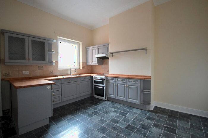 3 Bedroom Flat To Rent In Wheldon Road, Castleford, WF10