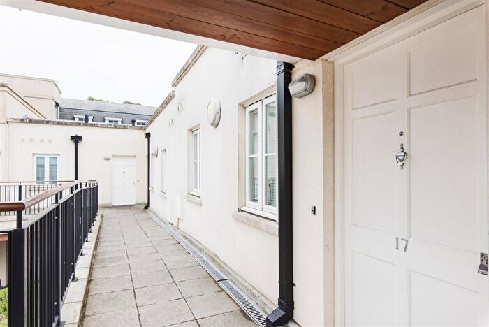 2 Bedroom Apartment To Rent In Southgate Place, Bath, BA1