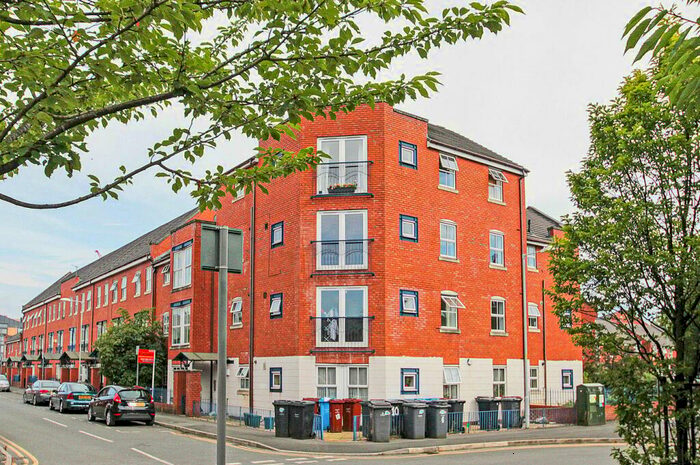 2 Bedroom Apartment To Rent In Rook Street, Hulme, Manchester, M15