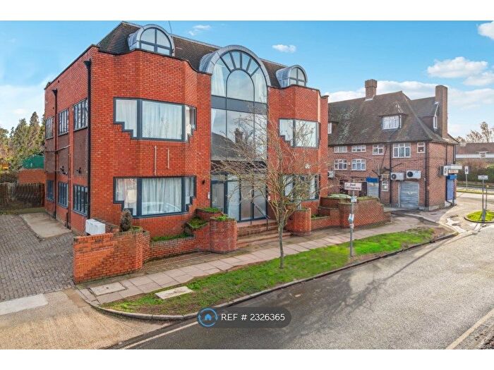 1 Bedroom Flat To Rent In Gidar House, Uxbridge, UB10