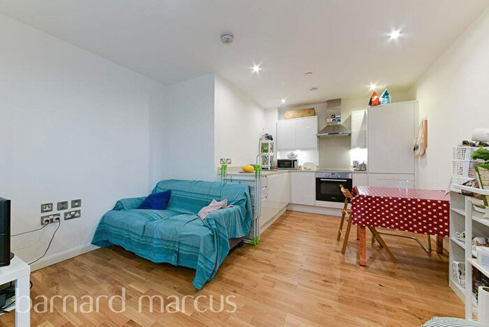 1 Bedroom Flat To Rent In Lansdowne Road, Croydon, CR0