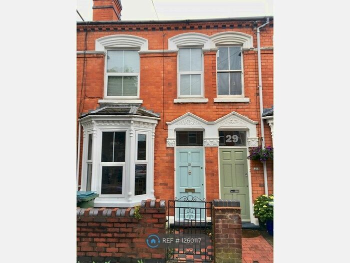 3 Bedroom Terraced House To Rent In Shrubbery Road, Worcester WR1