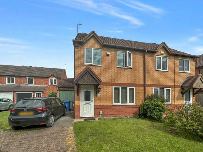 3 Bedroom Semi-Detached House To Rent In Chester Avenue, Beverley, HU17