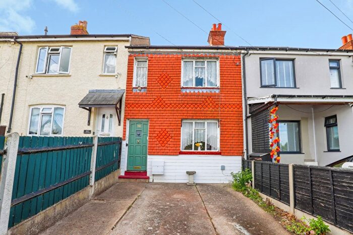 3 Bedroom Terraced House For Sale In Symons Avenue, Chatham, Kent, ME4