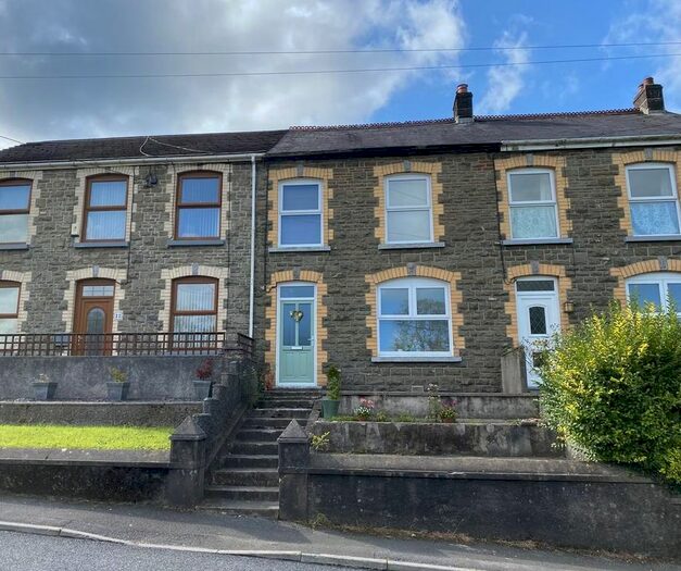 2 Bedroom Terraced House To Rent In Gwendraeth Road, Tumble, Llanelli, SA14