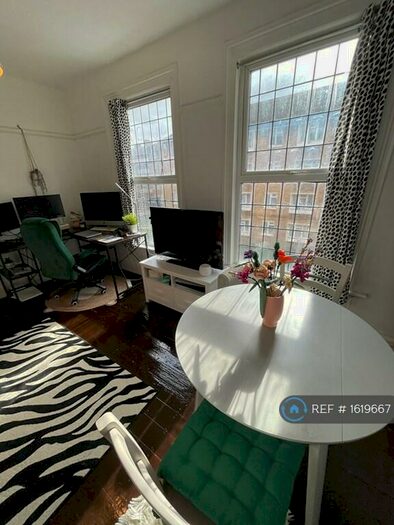 1 Bedroom Flat To Rent In Sussex House, London, NW1